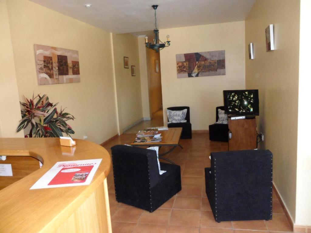 Hotel Avenida Baiona Sabaris ภายนอก รูปภาพ