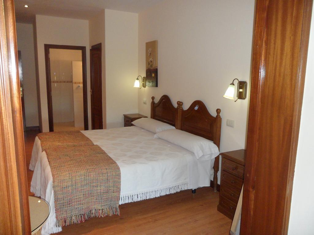 Hotel Avenida Baiona Sabaris ภายนอก รูปภาพ